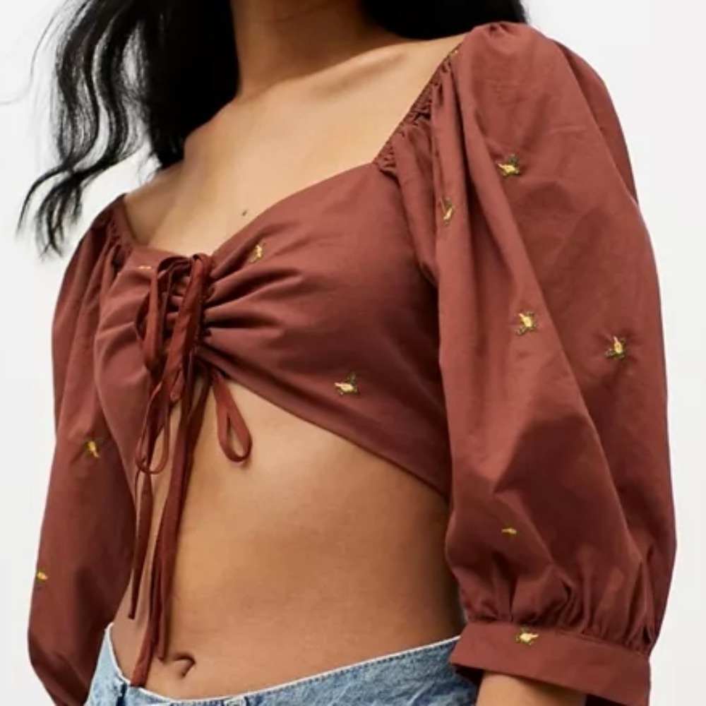 Another Girl Organic Cotton Puff Sleeve Embroidered Cropped Top‎ in Brown Size 8